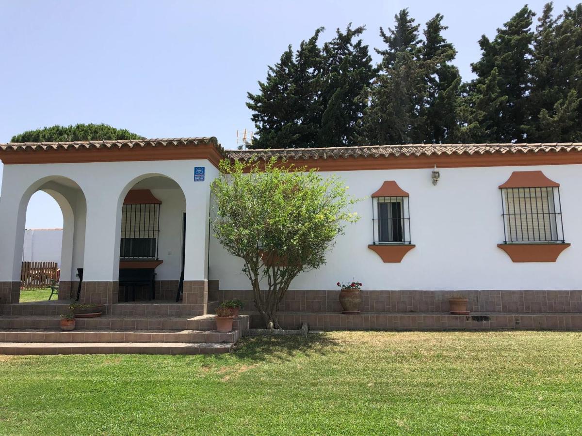 Chalet Con Piscina, Amplio Jardin Y Aire Acondicionado 奇克拉纳－德拉弗龙特拉 外观 照片